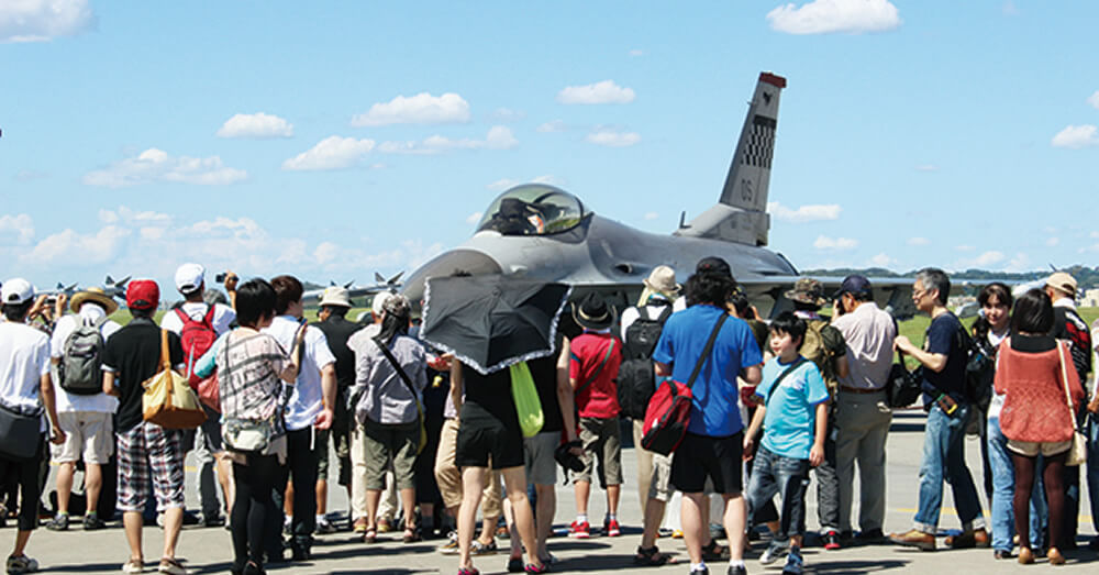 横田基地日米友好祭