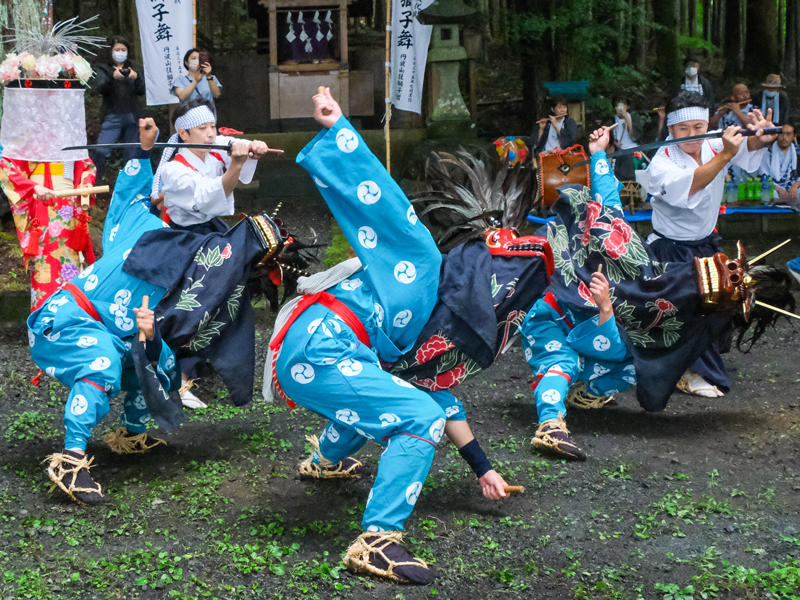 丹波山村祇園祭(ささら獅子舞)